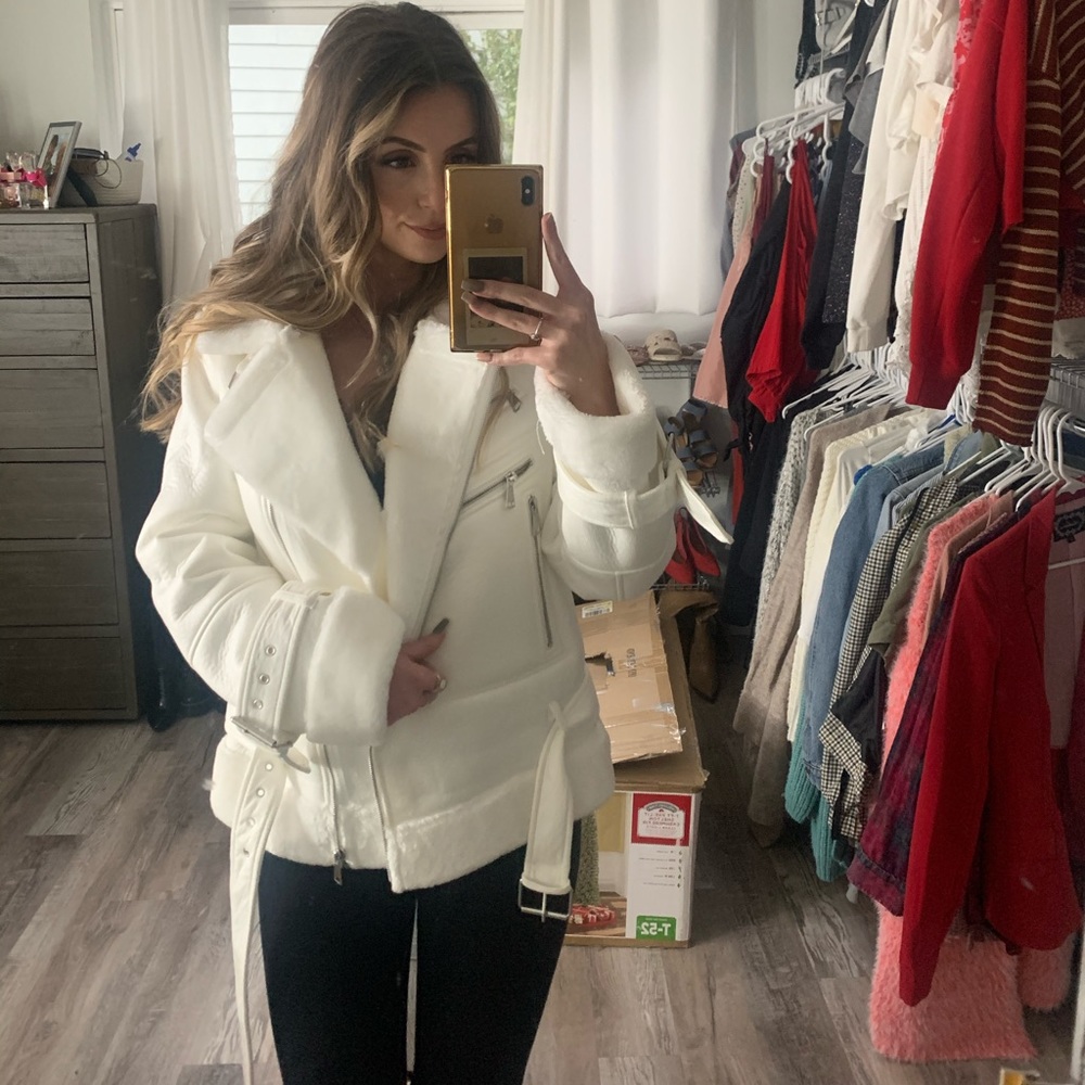Premium white zip aviator jacket- Missguided